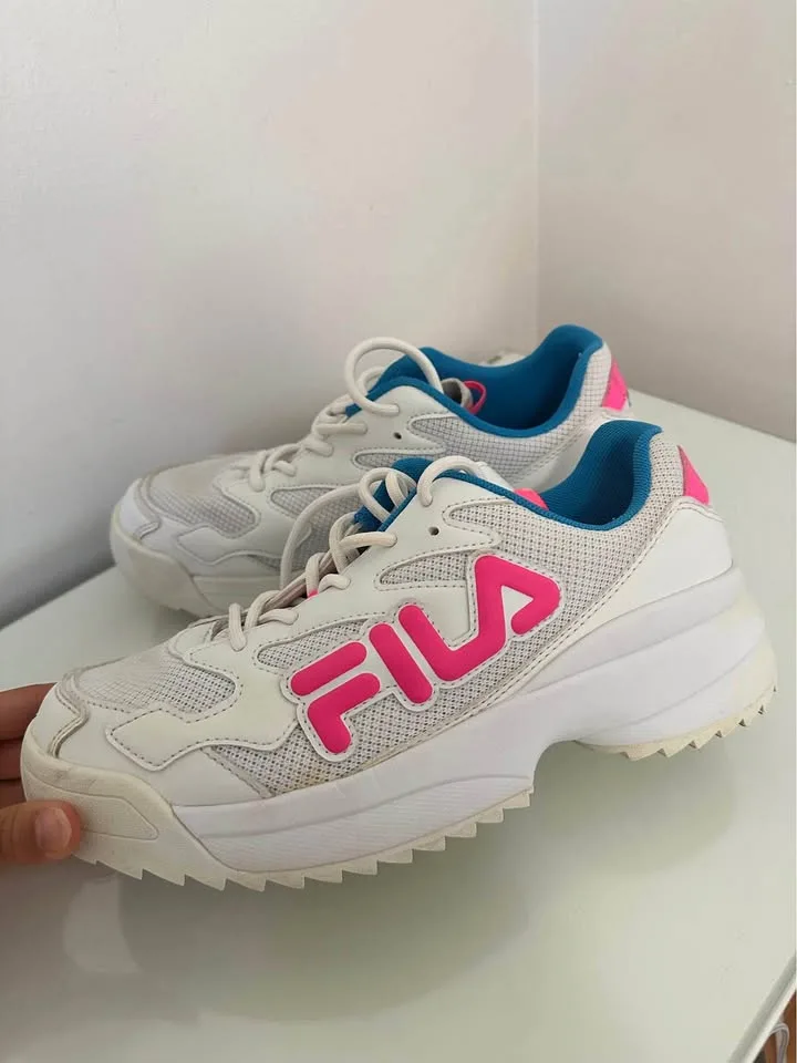 Fila Women’s Sneakers Size 8 EUR 40 thumbnail