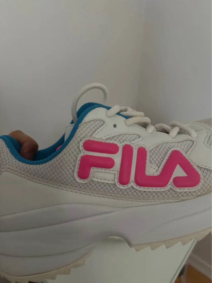 Fila Women’s Sneakers Size 8 EUR 40 image indicator(7)