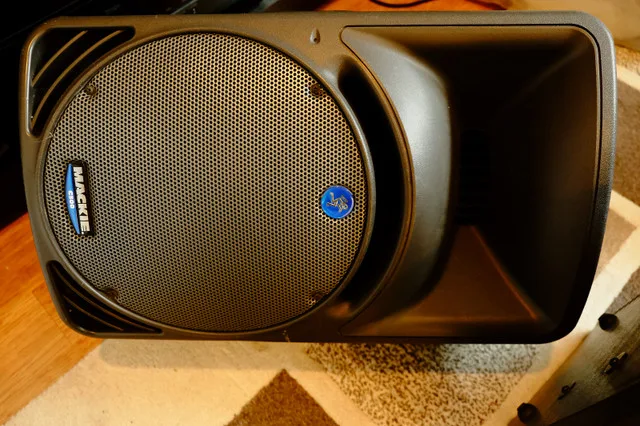 Mackie 808S FR PA System with C300 Monitors & Stands image indicator(3)