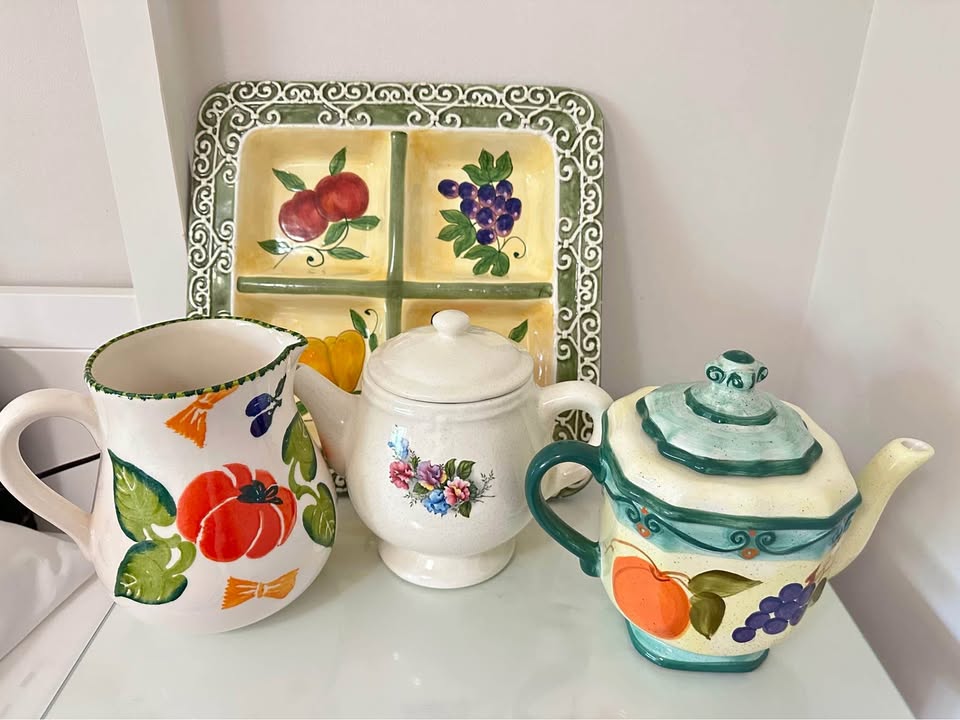 Ceramic Kitchen Set/ Decor (Pitcher, Teapot, Sugar Pot, Tray)