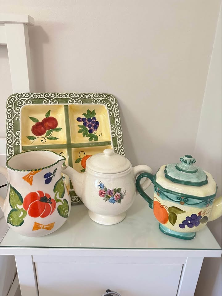 Ceramic Kitchen Set/ Decor (Pitcher, Teapot, Sugar Pot, Tray) - photo 2