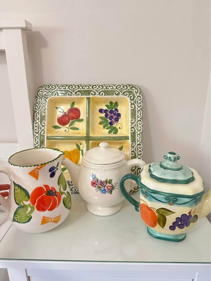 Ceramic Kitchen Set/ Decor (Pitcher, Teapot, Sugar Pot, Tray) - photo 3