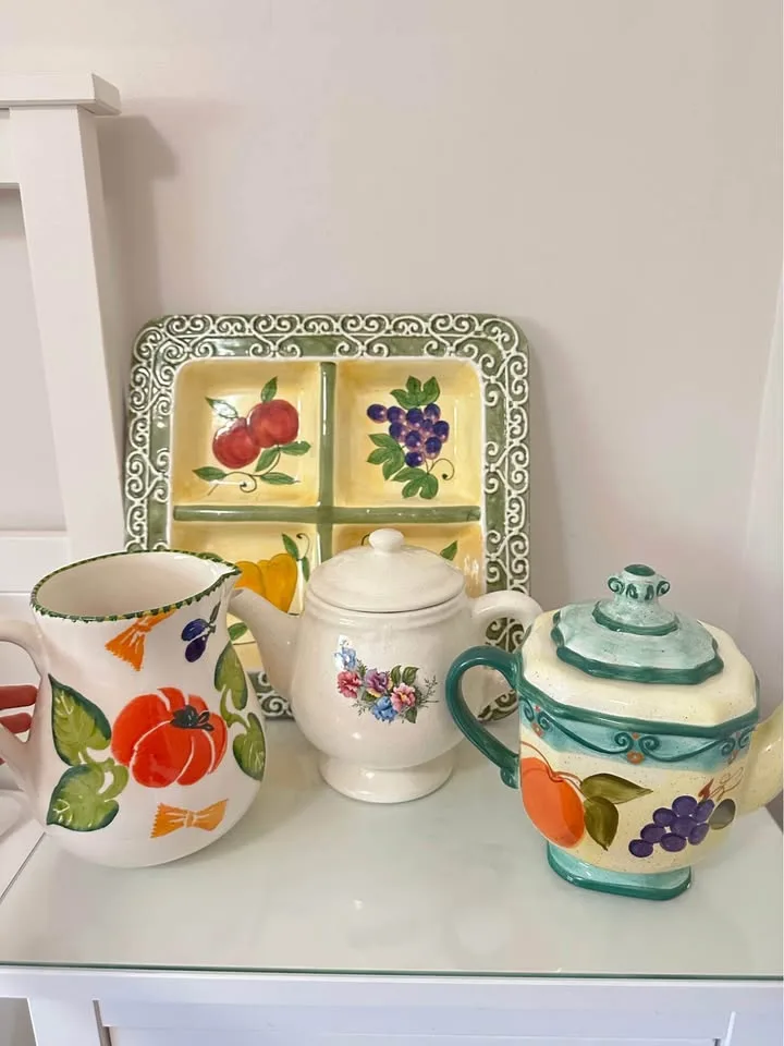 Ceramic Kitchen Set/ Decor (Pitcher, Teapot, Sugar Pot, Tray) image indicator(3)