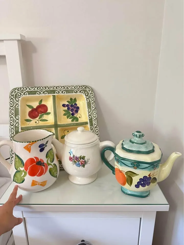 Ceramic Kitchen Set/ Decor (Pitcher, Teapot, Sugar Pot, Tray) image indicator(9)