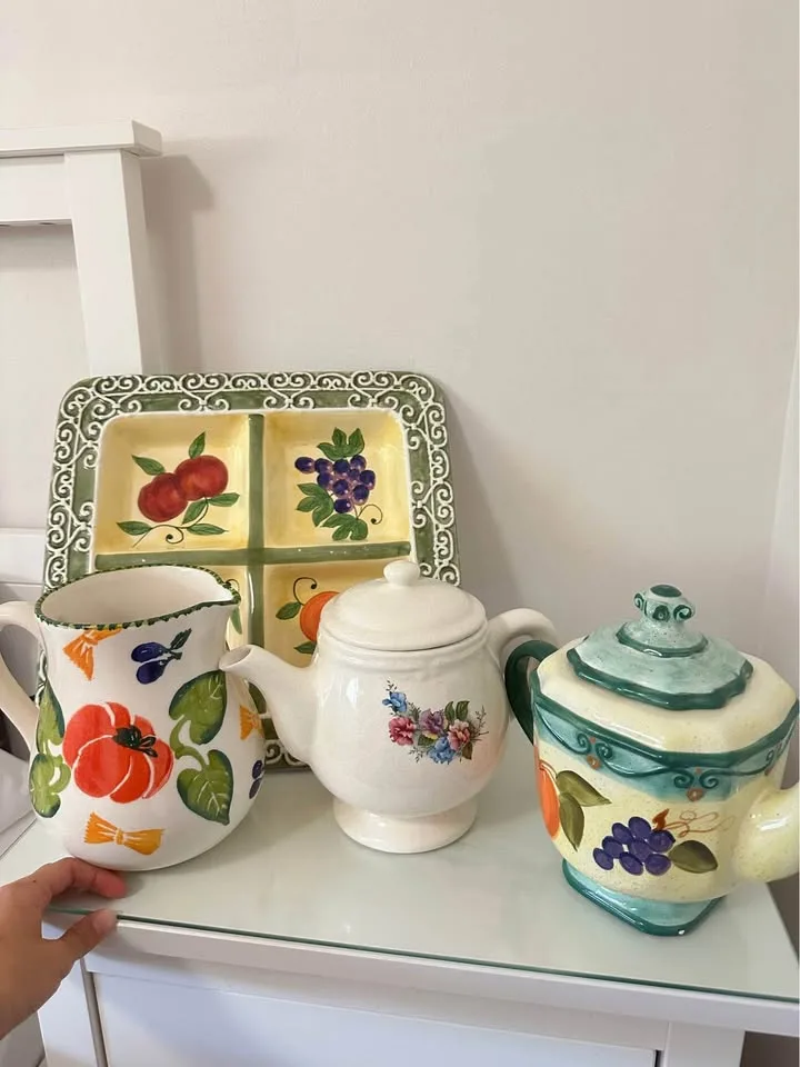 Ceramic Kitchen Set/ Decor (Pitcher, Teapot, Sugar Pot, Tray) image indicator(10)