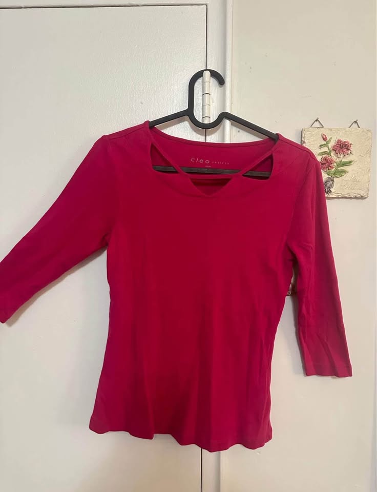 30+ Women’s Tops Size Small - photo 5