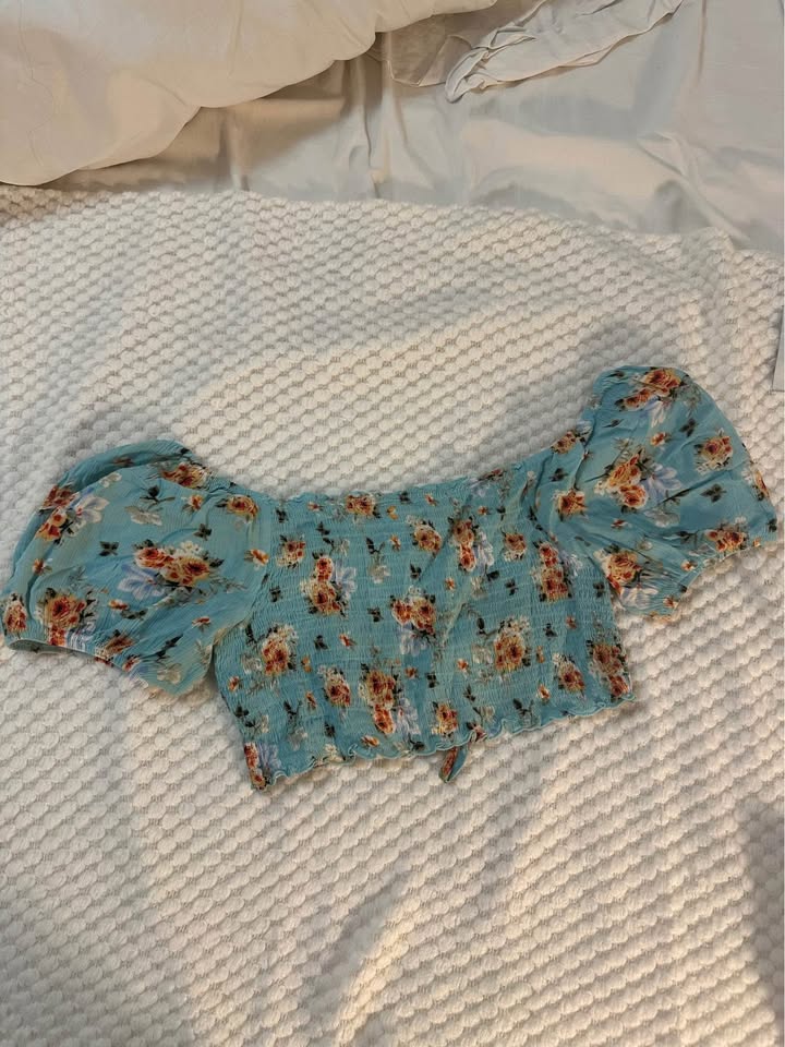 Blue Floral Off Shoulder Crop Top - photo 3