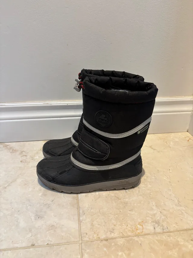 Pajar Winter Boots- size 3Youth image indicator(5)