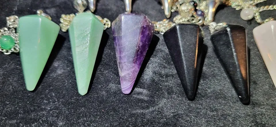 CRYSTAL PENDULUMS - MANY DIFFERENT TYPES AVAILABLE image indicator(9)