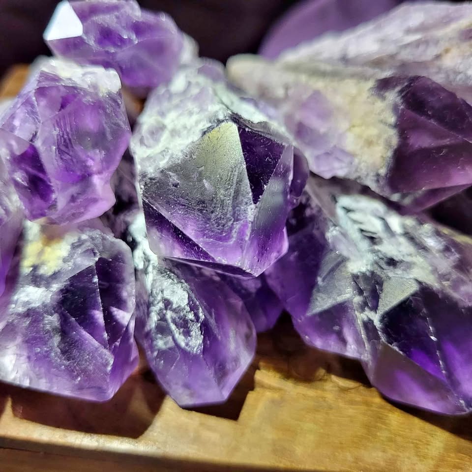 Elestial Amethyst Point
