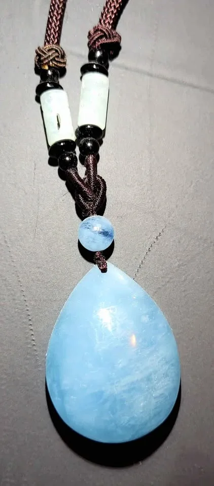 Crystal - Aquamarine teardrop pendant image indicator(4)