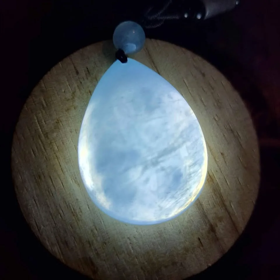 Crystal - Aquamarine teardrop pendant image indicator(5)