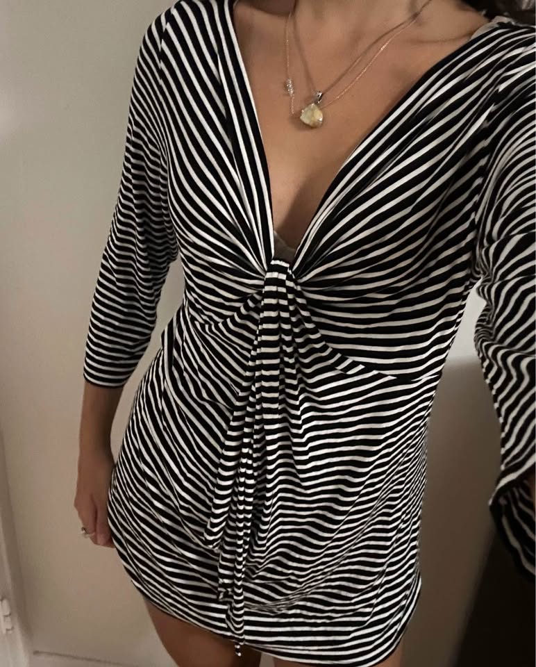 White House Black Market Striped Top - photo 2