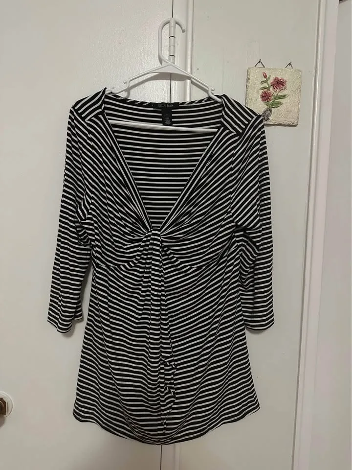 White House Black Market Striped Top image indicator(3)