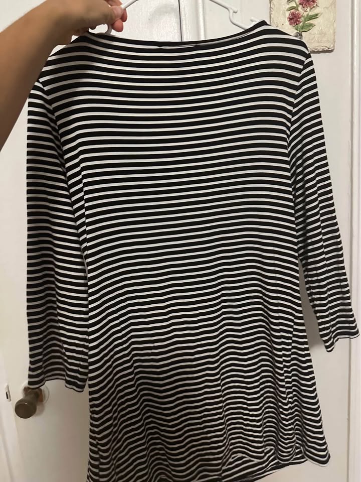 White House Black Market Striped Top - photo 4