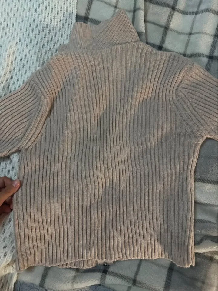 Tan Fitted Zip Up image indicator(4)