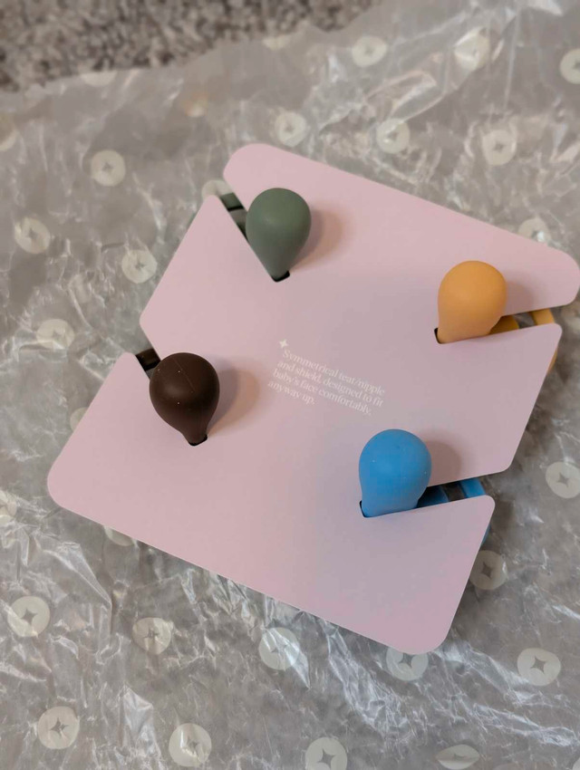 Pacifiers | Set of 4 | Tommee Tipee | Brand New - photo 2
