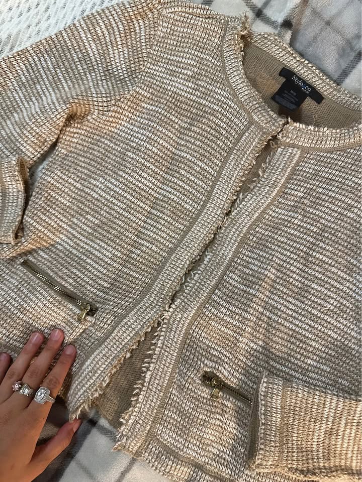 Tweed Beige & White Button-Up Sweater - photo 4