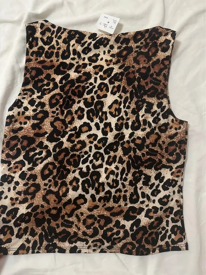 NWT Leopard Print Halter Tank image indicator(5)