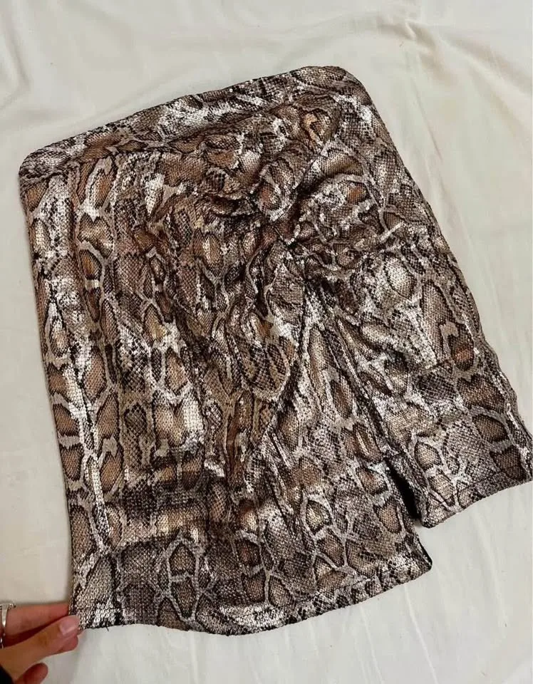 Zara Gold Snake Skin Skirt image indicator(2)