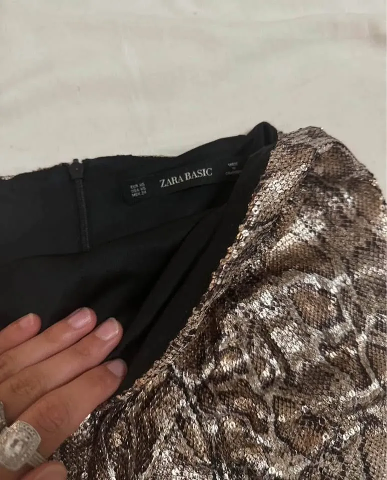 Zara Gold Snake Skin Skirt image indicator(7)