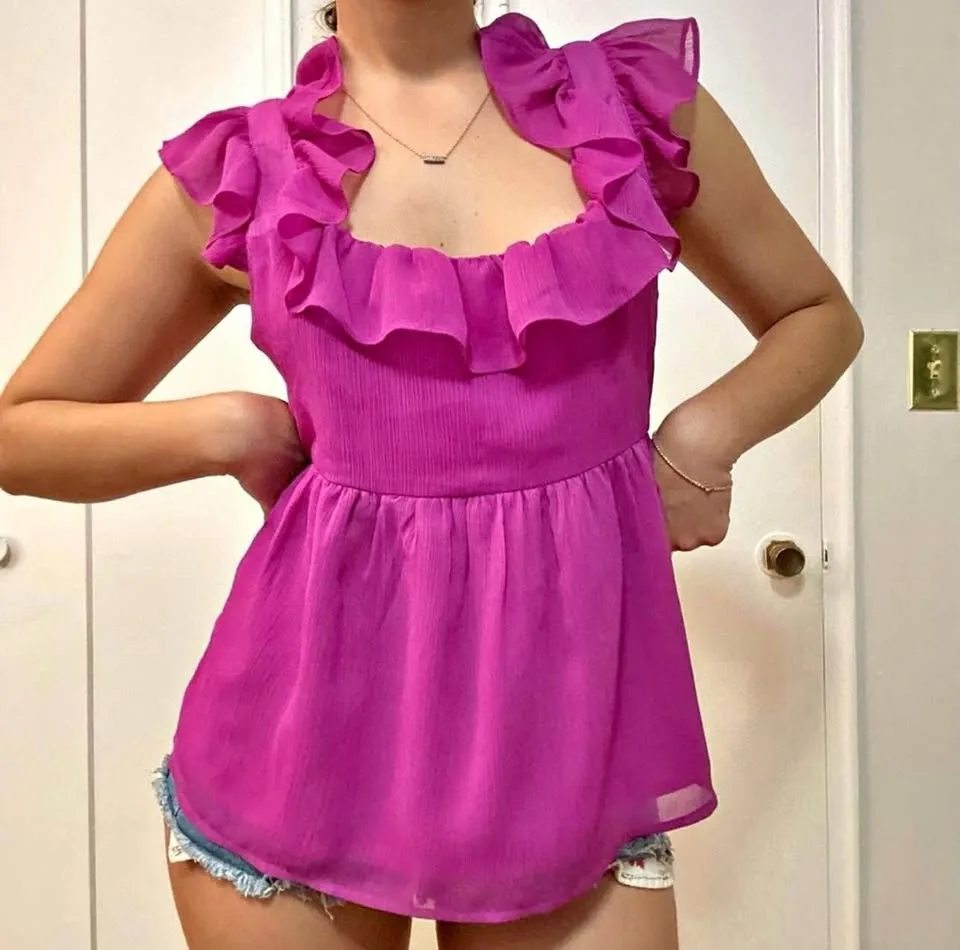 Banana Republic Pretty Ruffle Top thumbnail