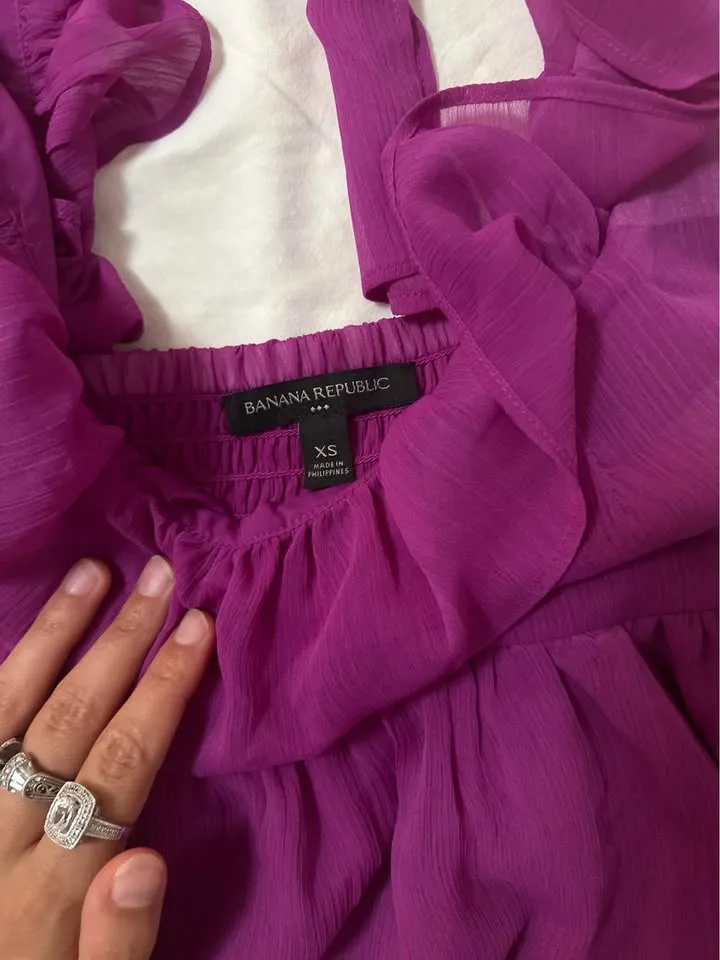 Banana Republic Pretty Ruffle Top image indicator(4)