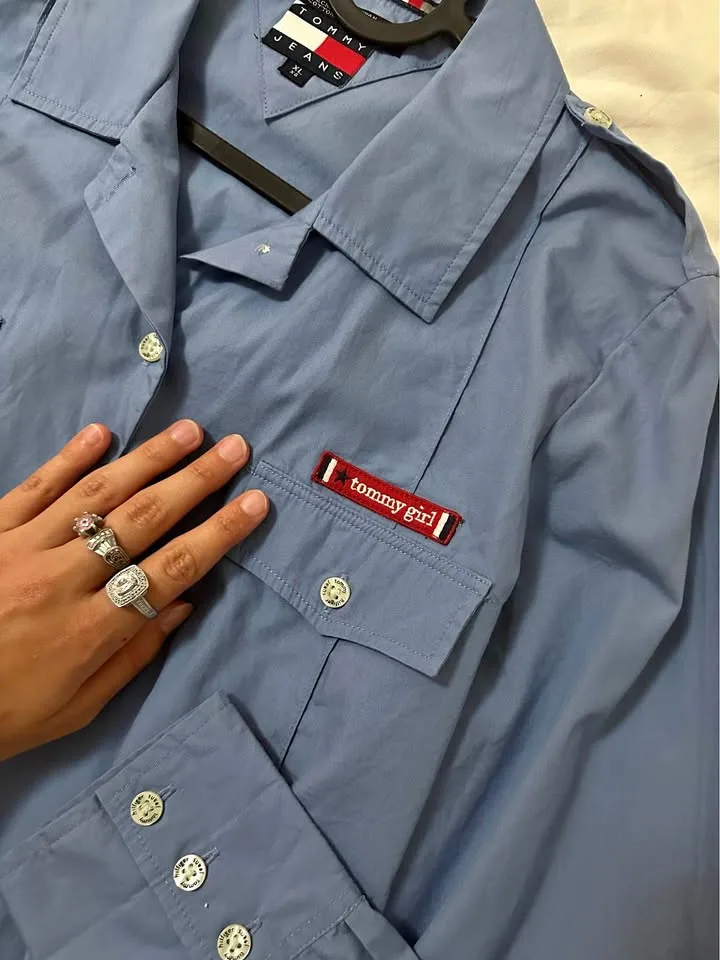 Tommy Hilfiger blue button up top thumbnail