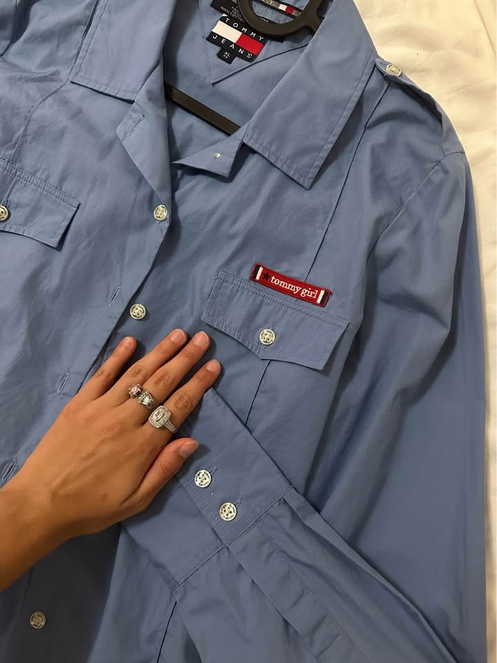 Tommy Hilfiger blue button up top - photo 3