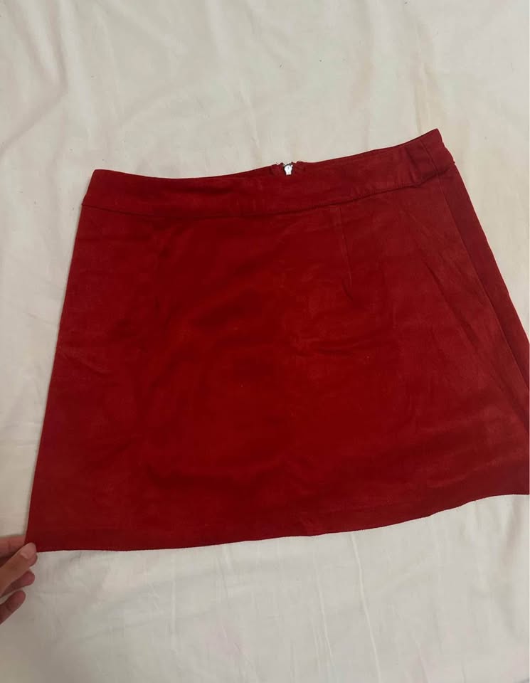 Zara Red Velvet Skirt - photo 4