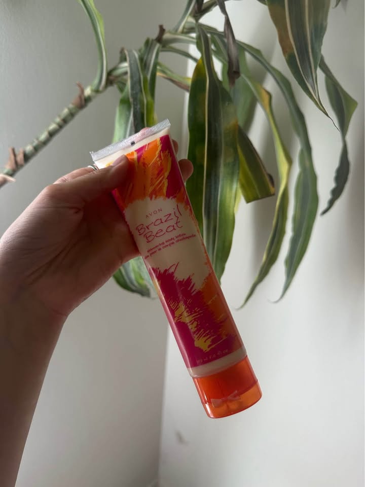 Avon Brazil Beat Shimmering Body Lotion - photo 2