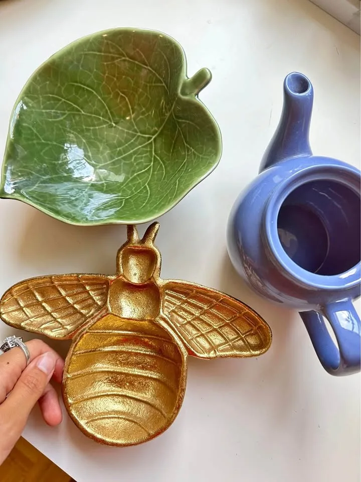 Unique Teapot Home Decor thumbnail