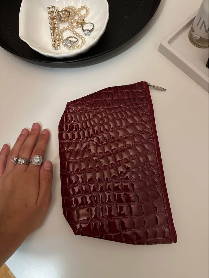 Red Lancôme Makeup Bag Like New - photo 5