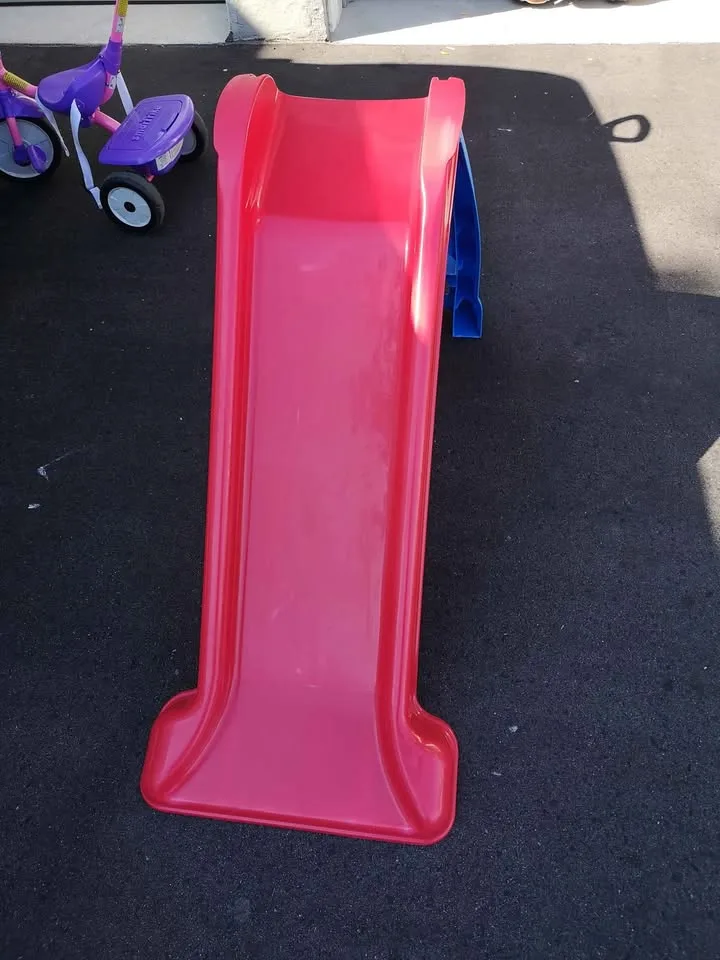 Little Tikes First Slide Toddler Slide image indicator(3)