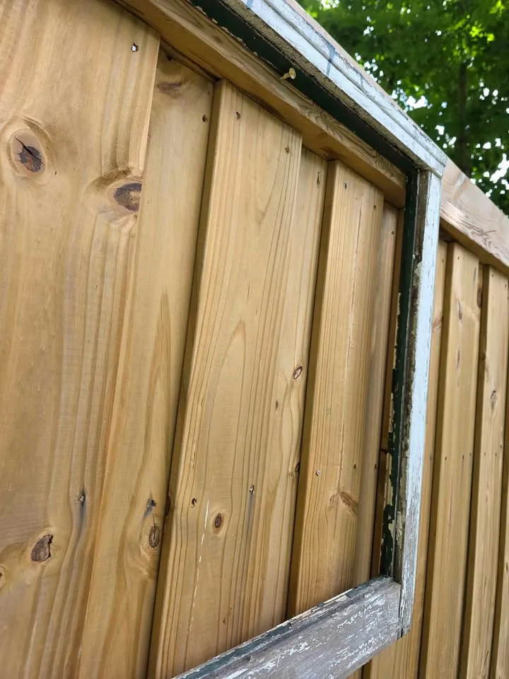 Vintage farmhouse window frame image indicator(4)