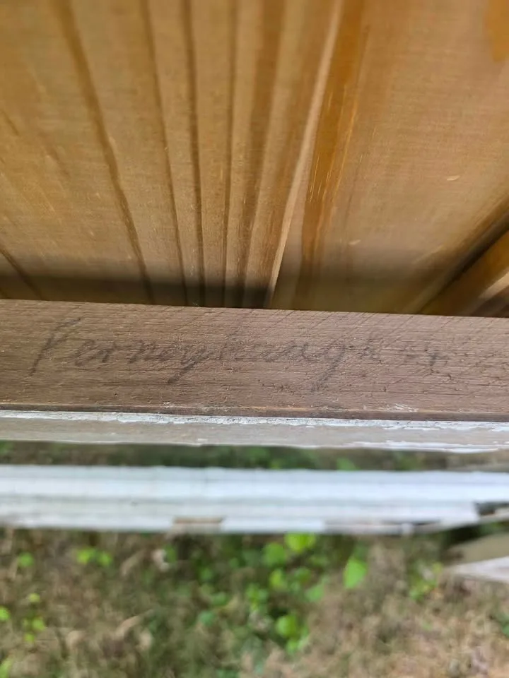 Vintage window frame w/ glass image indicator(7)