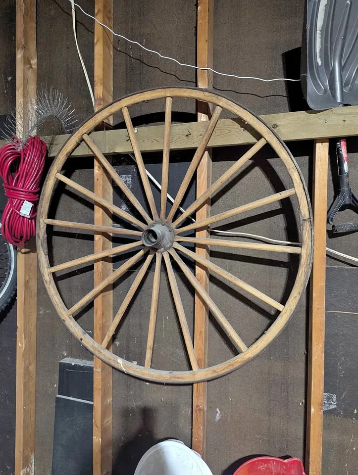 Vintage wagon wheel, table, wall art, landscape, antique thumbnail
