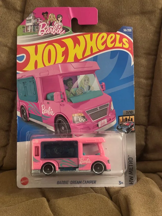 Hot Wheels Barbie Dream Camper image indicator(2)