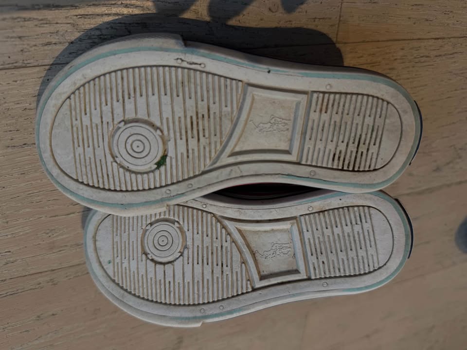 Ralph Lauren Velcro sneakers toddler size 7 - photo 3
