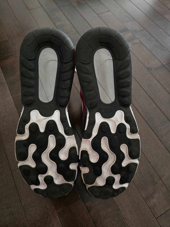 Nike Air Max 270 React Black Iron Grey University Red - photo 4