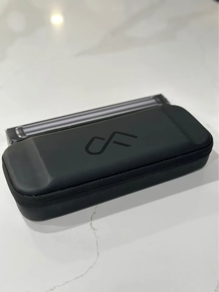 Flowmotion One Smartphone Gimbal + Carbon Pole + Battery image indicator(3)