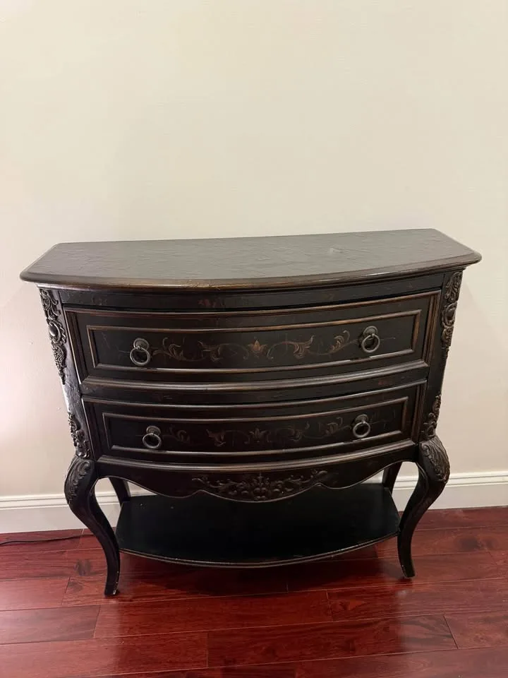 Pulaski Hall Chest in Versailles Black image indicator(3)