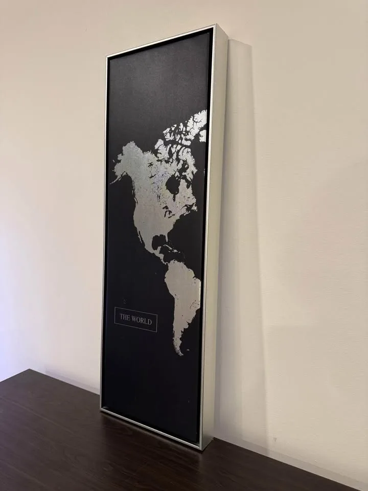 Black and Silver Picture Frame image indicator(2)