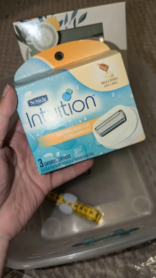 Self Care/Grooming Bundle image indicator(6)