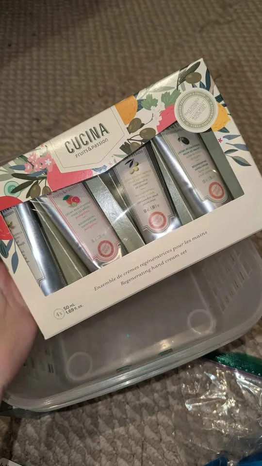 Self Care/Grooming Bundle image indicator(7)