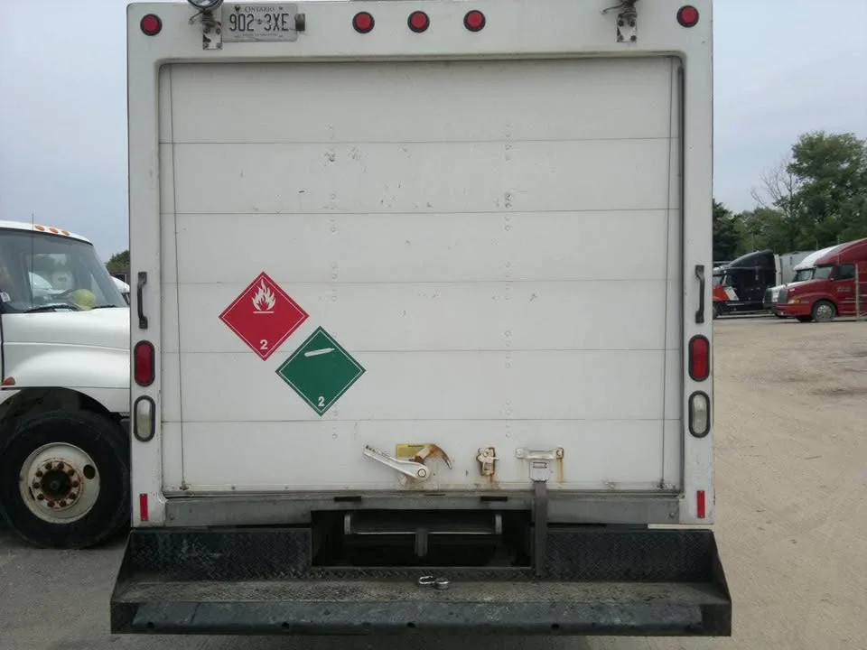 2005 Ford E450 Super Duty Cutaway image indicator(3)