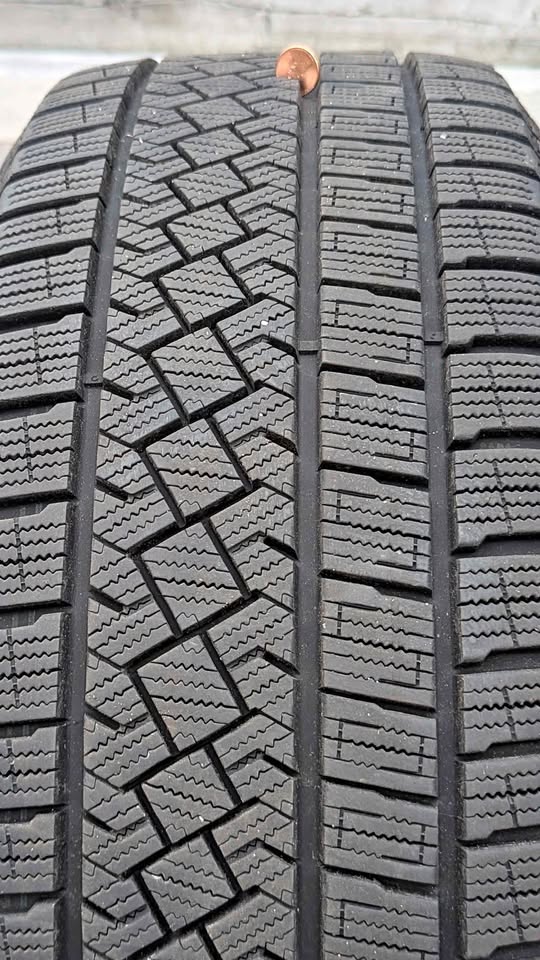Premium Winter Tire & Audi Rim Package - Pirelli 225/50R17