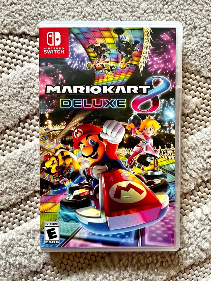 Mario Kart 8 Deluxe Nintendo Switch Game
