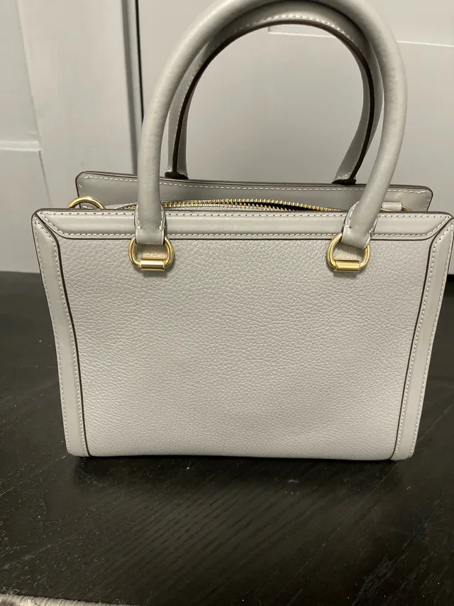 Coach Grace Carryall image indicator(2)