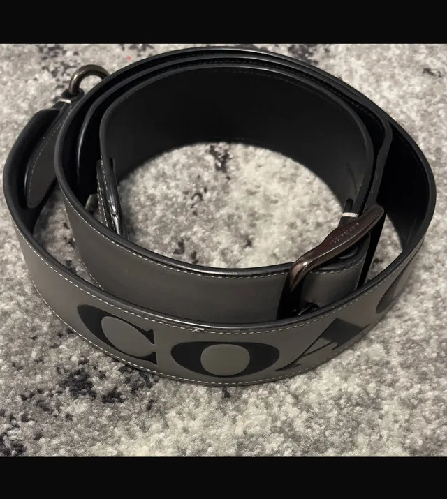 Coach bag straps, different colours and variety image indicator(2)